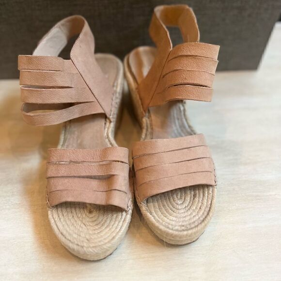 Eileen Fisher suede nude espadrilles size 8 extremely comfortable w/ box & bag - Picture 3 of 7